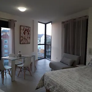 Spacious Studio In Center With Free Parking Málaga